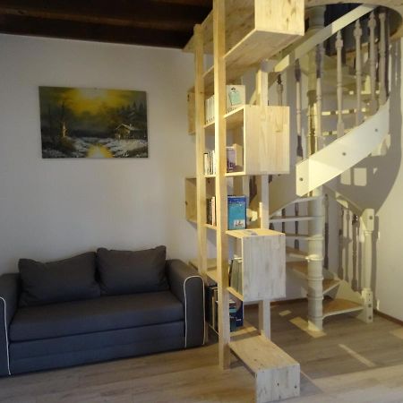 Saint-Florent-sur-Auzonnet Le Mas Du Galibot Chambre Cambalotte מראה חיצוני תמונה