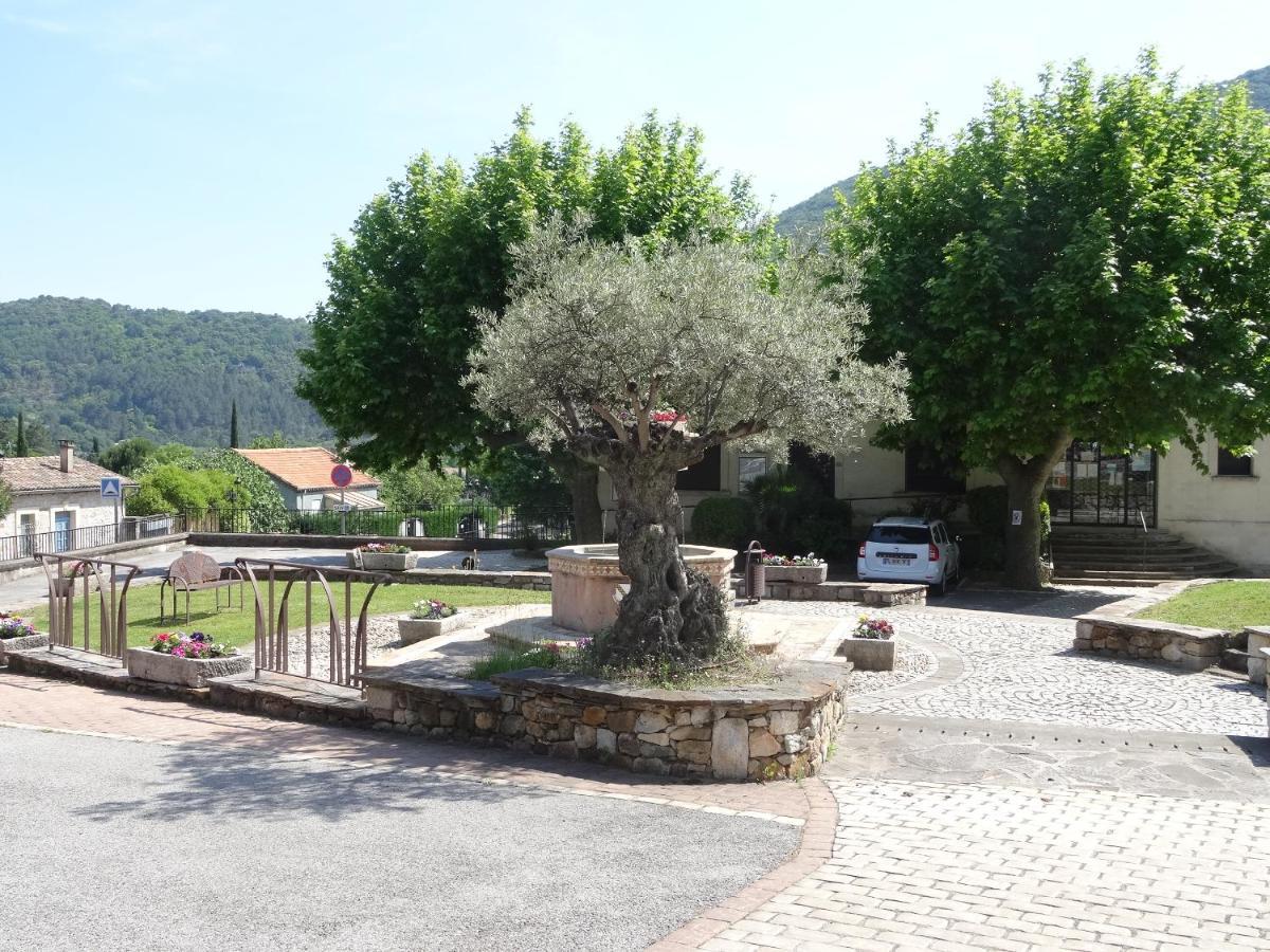 Saint-Florent-sur-Auzonnet Le Mas Du Galibot Chambre Cambalotte מראה חיצוני תמונה