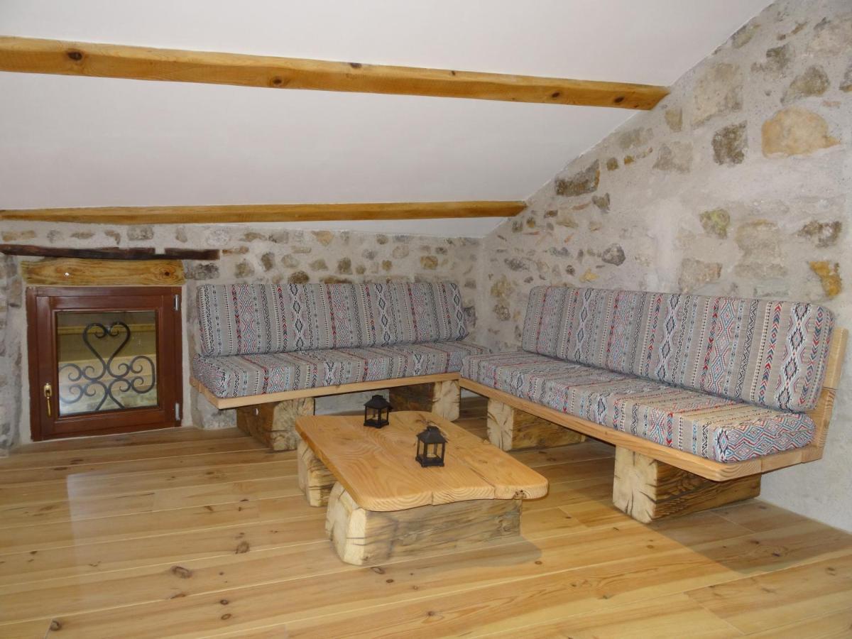 Saint-Florent-sur-Auzonnet Le Mas Du Galibot Chambre Cambalotte מראה חיצוני תמונה