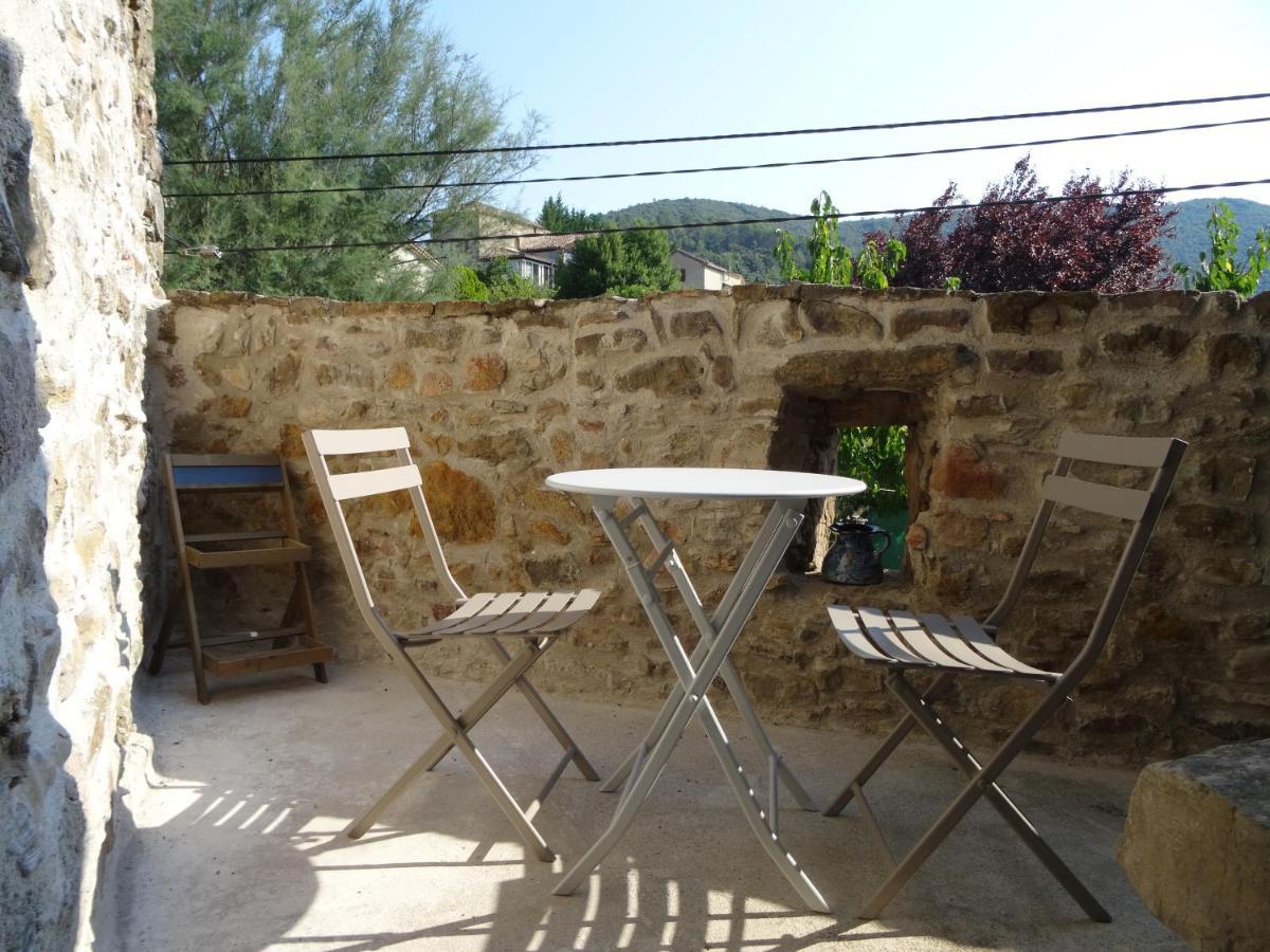 Saint-Florent-sur-Auzonnet Le Mas Du Galibot Chambre Cambalotte מראה חיצוני תמונה